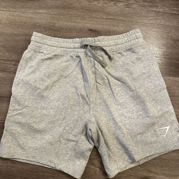 Brand New Gymshark Men’s Crest Shorts - Picture 1 of 2